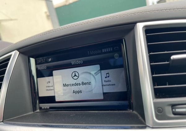 Mercedes-Benz GL cena 174660 przebieg: 127847, rok produkcji 2014 z Biała małe 781